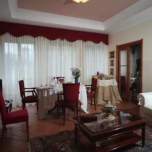 napoli-porta-di-mare.hotels-amalfi.com/